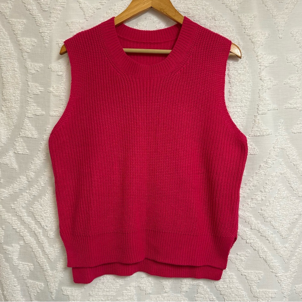 Hot Pink Crew Neck Ribbed Sweater Knit Tank